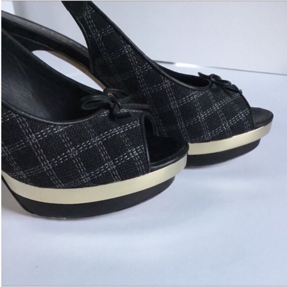 CHANEL AUTHENTIC CHECKERED BLACK QUILTING PATTERN SIZE 38 1/2 SANDALS PEEP TOE - Picture 13 of 16
